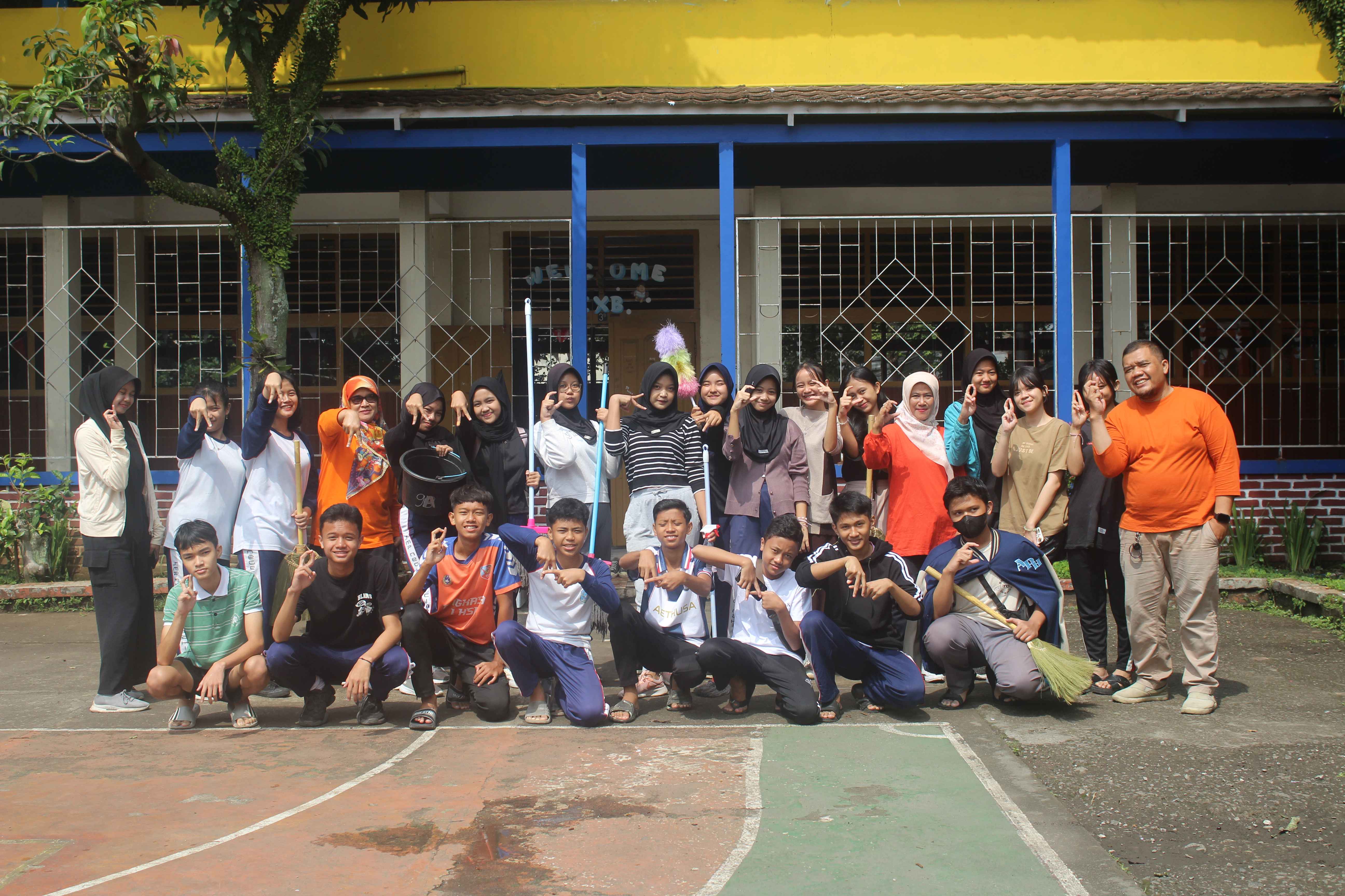 Aksi Memperingati World Cleanup Day 2025